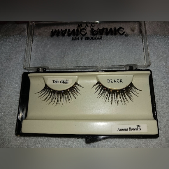 Vintage Tish & Snooky's Manic Panic NYC Long Black Eyelashes with Rhinestones - Picture 3 of 3
